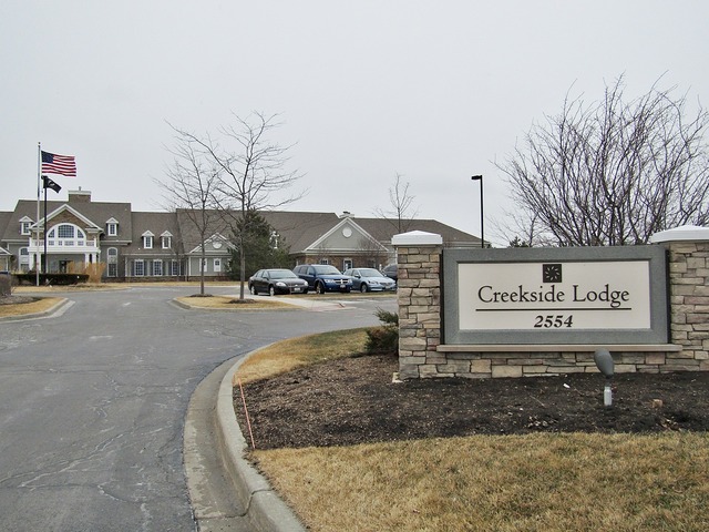 2743 Beacon Point Cir, Elgin, IL 60124 photo 22