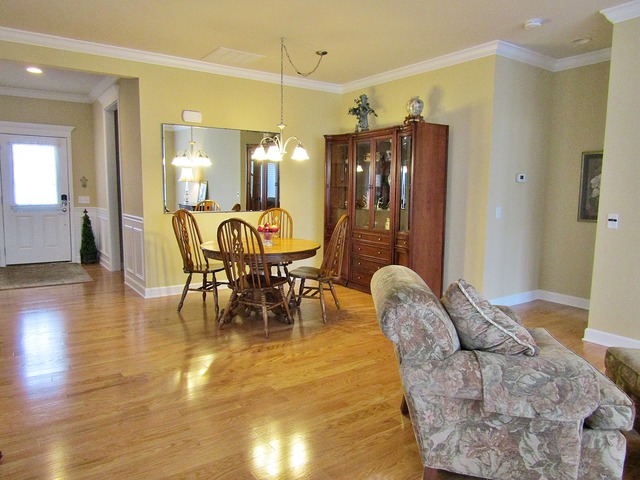 2743 Beacon Point Cir, Elgin, IL 60124 photo 8