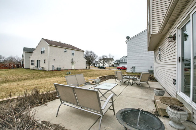 1716 Emerald Pointe Cir, Plainfield, IL 60586 photo 19