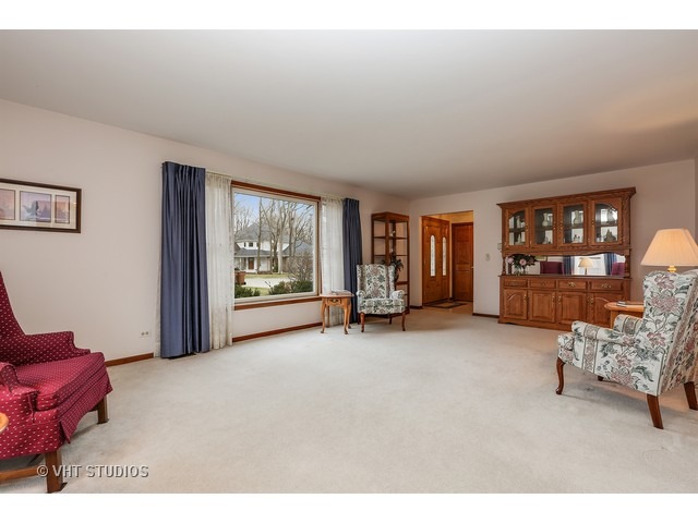 0 N070 Pierce Ave, Wheaton, IL 60187 photo 3