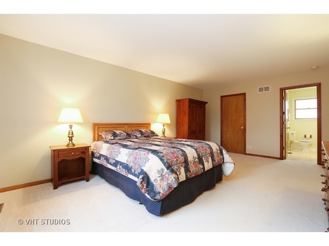 0 N070 Pierce Ave, Wheaton, IL 60187 photo 16