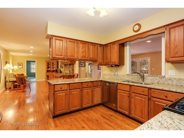 0 N070 Pierce Ave, Wheaton, IL 60187 photo 7