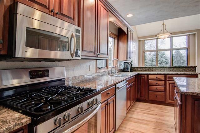7474 Joy Ln, Roscoe, IL 61073 photo 6