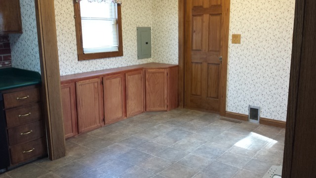 402 W Broadway St, Mchenry, IL 60050 photo 8