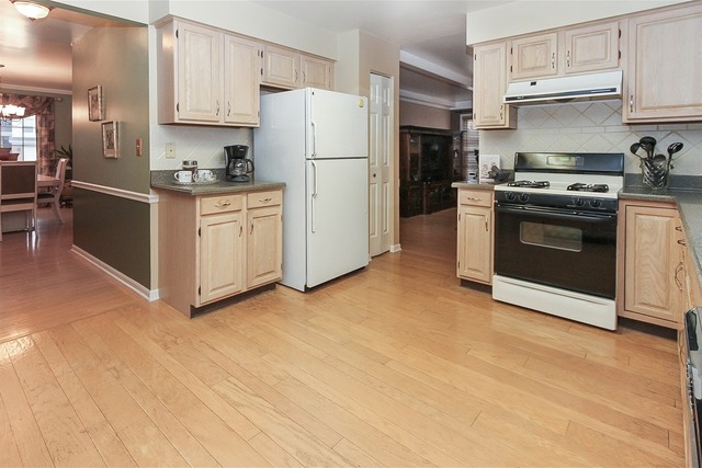 1128 Stonegate Ct, Bartlett, IL 60103 photo 12