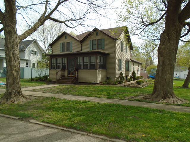 1007 N 3rd Ave, Mendota, IL 61342 photo 1