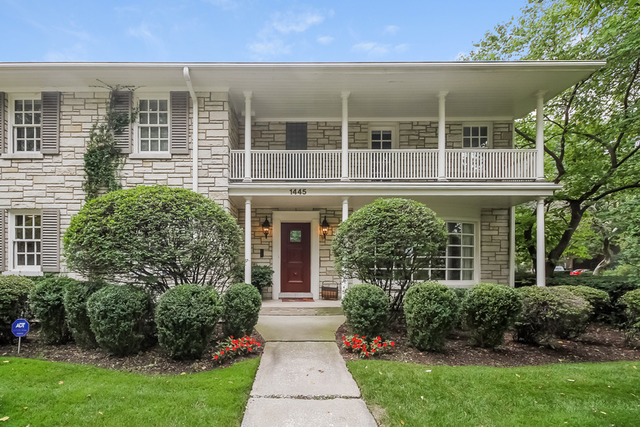 1445 Clinton Pl, River Forest, IL 60305 photo 2