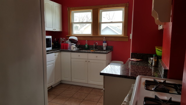 557 Simms St, Aurora, IL 60505 photo 6