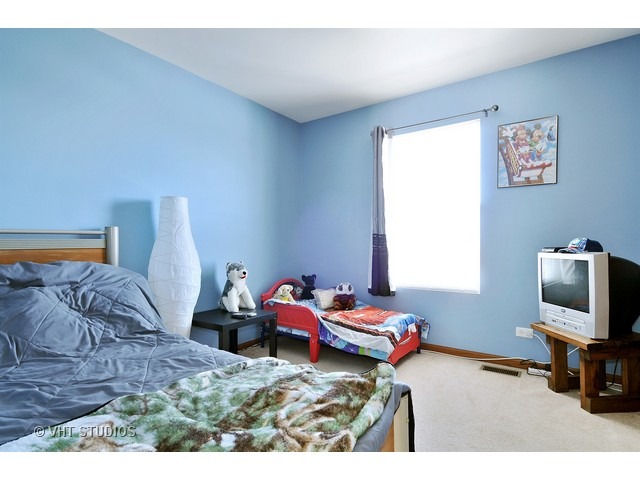 24327 Walnut Cir, Plainfield, IL 60585 photo 11
