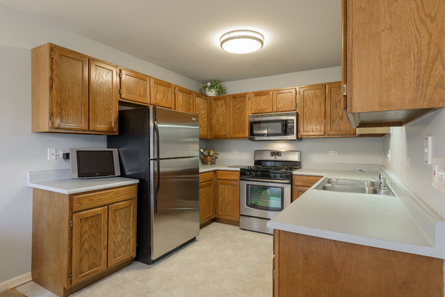 1908 Tamahawk Ln, Naperville, IL 60564 photo 13