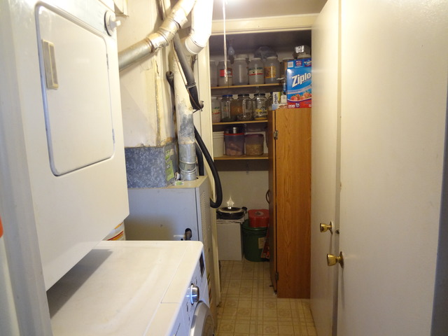 1914 Jamestown Cir, Hoffman Estates, IL 60169 photo 9