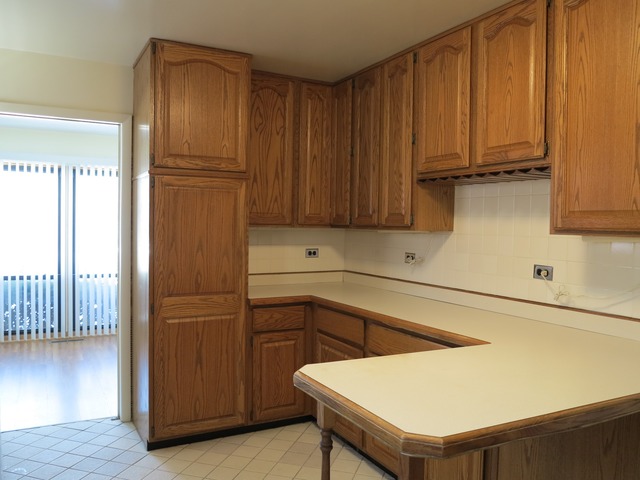 31 Wilmette Ave, Glenview, IL 60025 photo 4