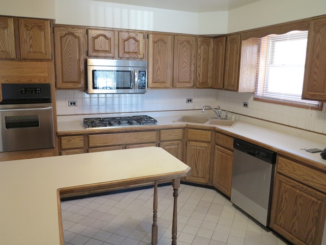 31 Wilmette Ave, Glenview, IL 60025 photo 5