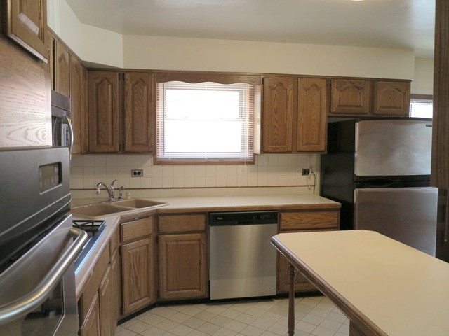 31 Wilmette Ave, Glenview, IL 60025 photo 3