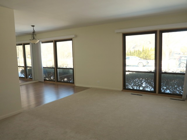 31 Wilmette Ave, Glenview, IL 60025 photo 2