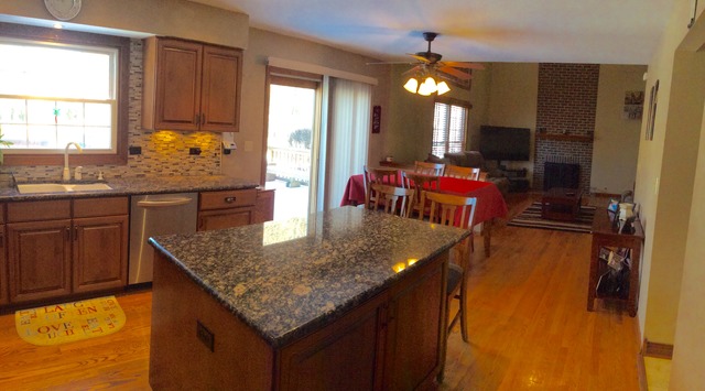 1030 Wakefield Dr, Elgin, IL 60120 photo 7