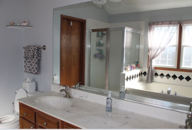 1030 Wakefield Dr, Elgin, IL 60120 photo 14