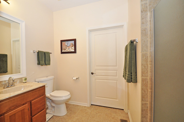 2701 Kendall Xing, Mchenry, IL 60051 photo 11