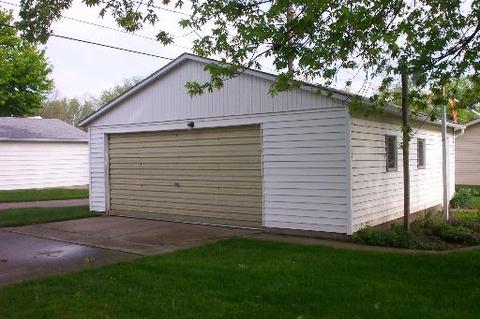 1395 S 4th Ave, Kankakee, IL 60901 photo 5