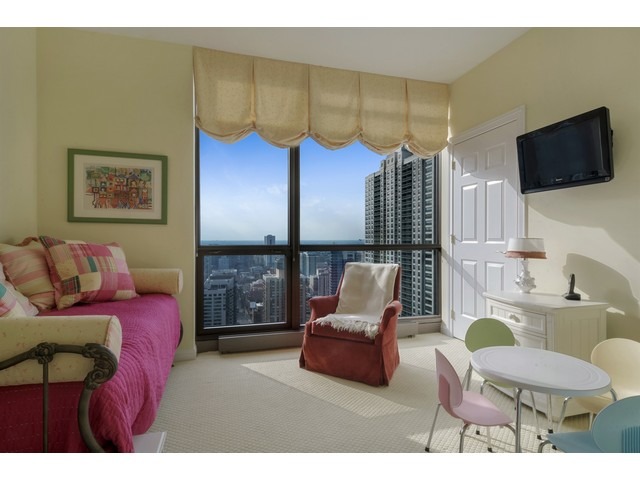 21 E Huron St #3405, Chicago, IL 60611 photo 20
