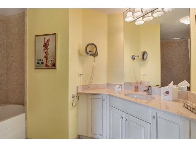 21 E Huron St #3405, Chicago, IL 60611 photo 22