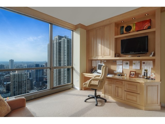 21 E Huron St #3405, Chicago, IL 60611 photo 15