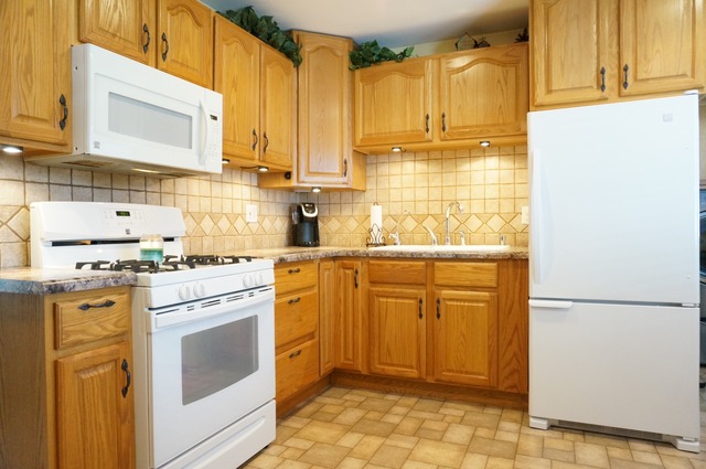 810 W Florence St, Mchenry, IL 60051 photo 7