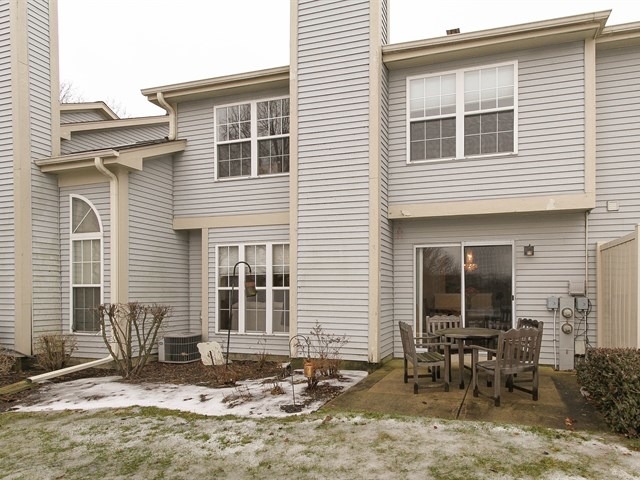 1144 Coldspring Rd, Elgin, IL 60120 photo 22