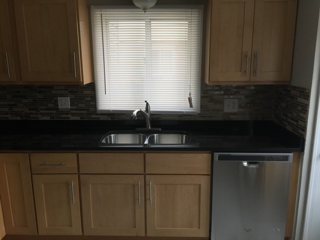 8940 Lyons St, Des Plaines, IL 60016 photo 9