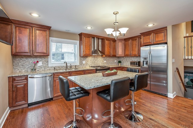 884 Bittersweet Dr, Northbrook, IL 60062 photo 5