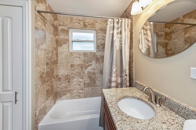 884 Bittersweet Dr, Northbrook, IL 60062 photo 12