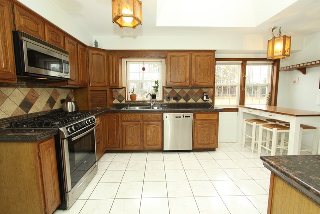 901 E North St, Itasca, IL 60143 photo 8