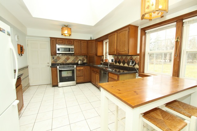 901 E North St, Itasca, IL 60143 photo 7