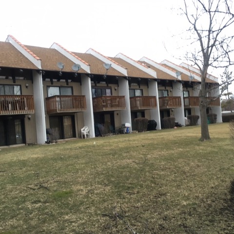 1755 Rand Rd #12, Des Plaines, IL 60016 photo 1
