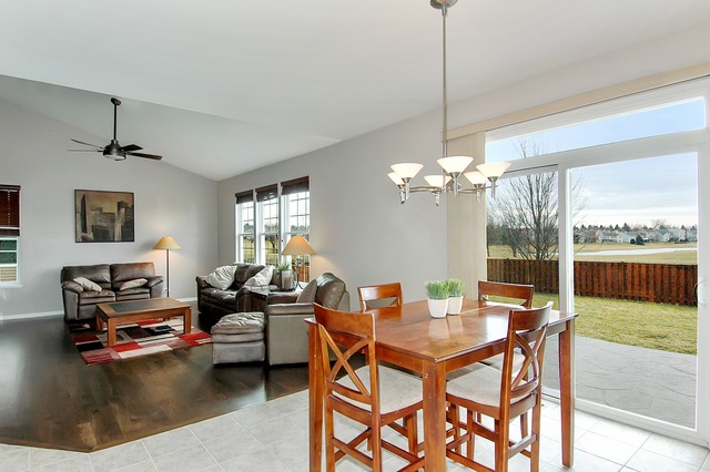 1029 Biltmore Dr, Elgin, IL 60120 photo 8