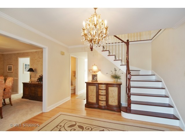 2610 Mill Creek Ln, Rolling Meadows, IL 60008 photo 2