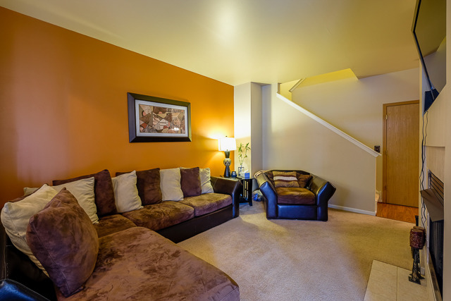 798 County Line Rd, Aurora, IL 60502 photo 4
