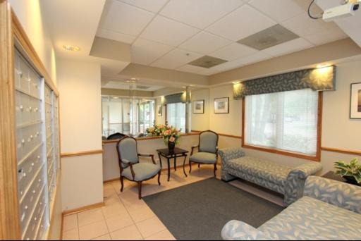 1600 E Thacker St #707, Des Plaines, IL 60016 photo 2