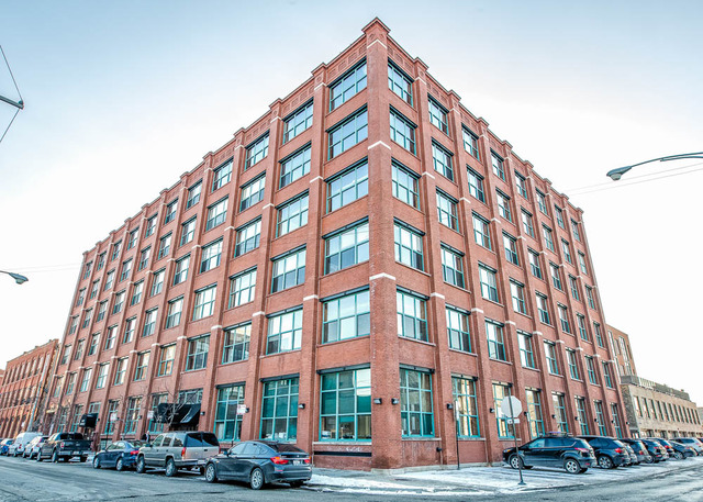 312 N May St #2A, Chicago, IL 60607 photo 1
