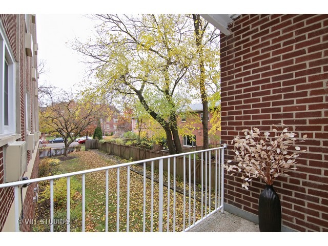 1310 Maple Ave #2D, Evanston, IL 60201 photo 10