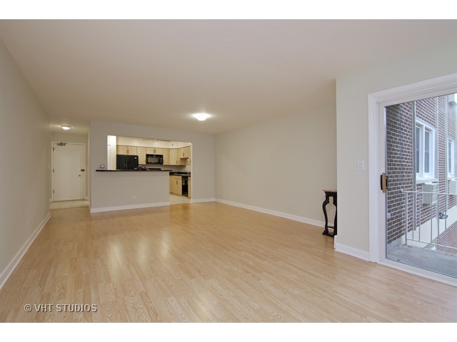 1310 Maple Ave #2D, Evanston, IL 60201 photo 3