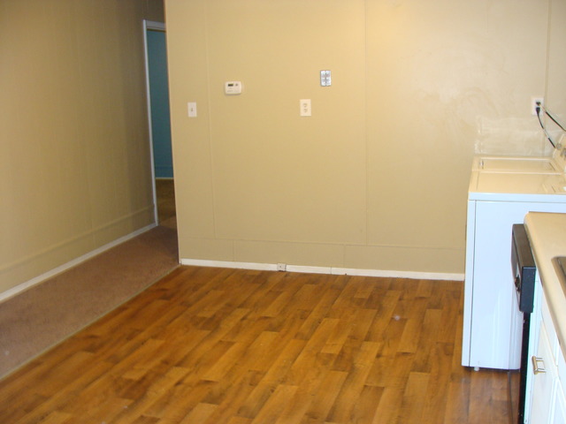 1 E Main St, Newark, IL 60541 photo 9