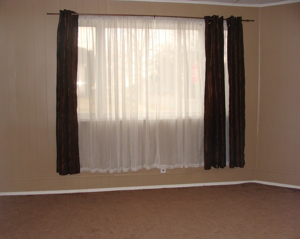 1 E Main St, Newark, IL 60541 photo 5