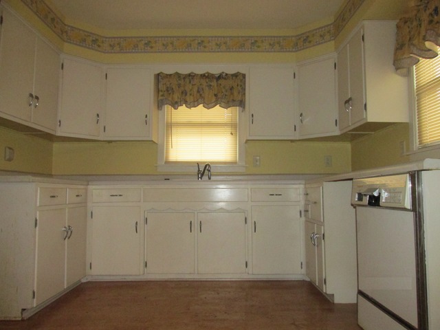 535 S Wall St, Kankakee, IL 60901 photo 3