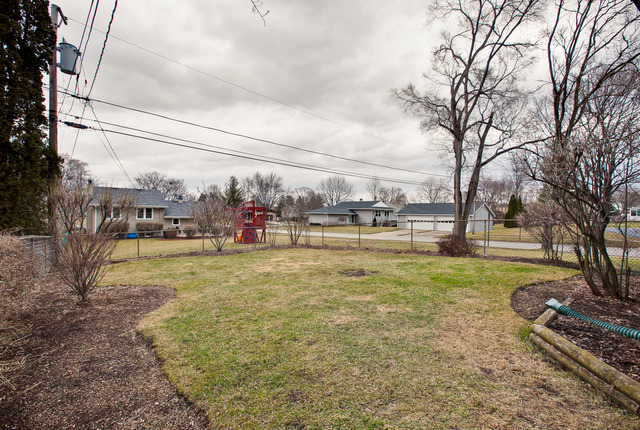 902 Elden Dr, Cary, IL 60013 photo 23