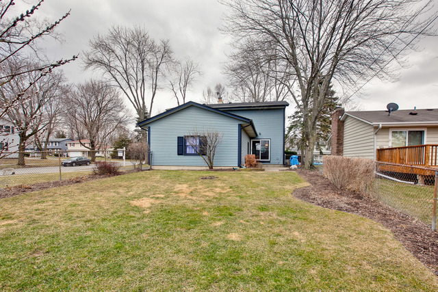 902 Elden Dr, Cary, IL 60013 photo 24