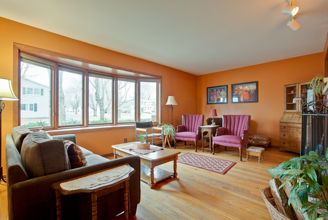 902 Elden Dr, Cary, IL 60013 photo 4