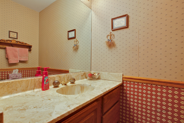 902 Elden Dr, Cary, IL 60013 photo 7