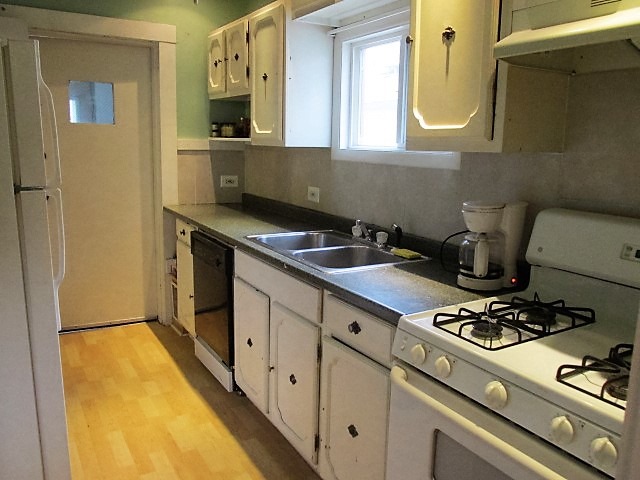 310 E Superior St, Ottawa, IL 61350 photo 9