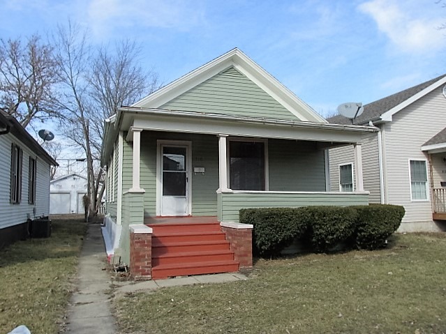 310 E Superior St, Ottawa, IL 61350 photo 1